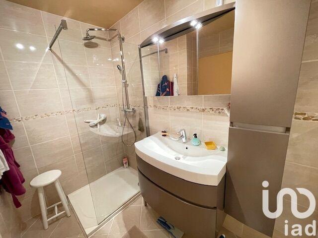 Maison - 94 m² - 5 pièces