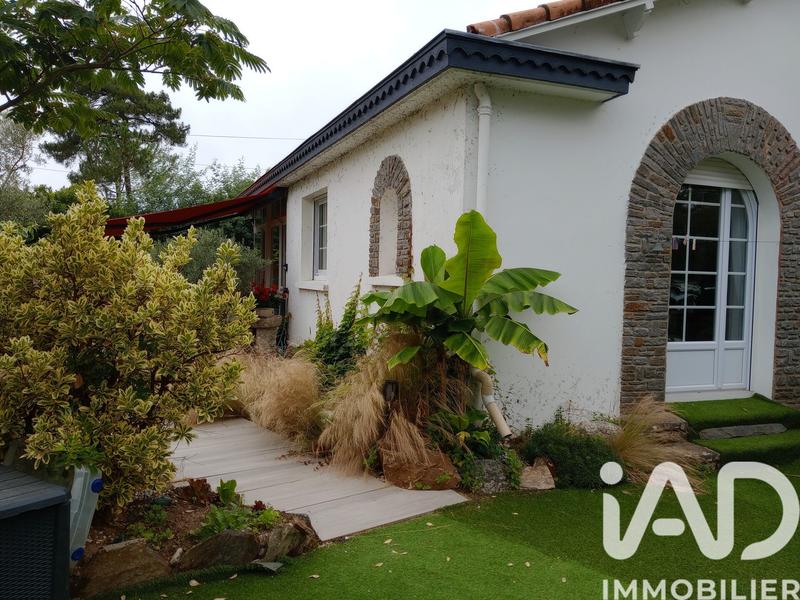 Maison - 101 m² - 5 pièces