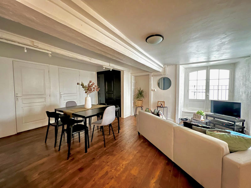 Appartement - 65 m² - 4 pièces