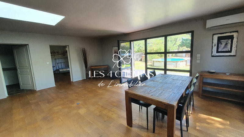 Maison - 104 m² - 4 pièces