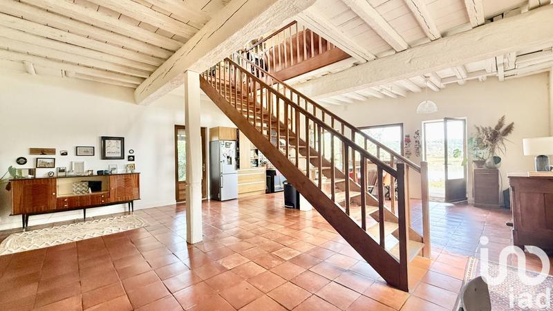 Maison - 293 m² - 10 pièces