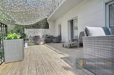 Maison - 257 m² - 6 pièces