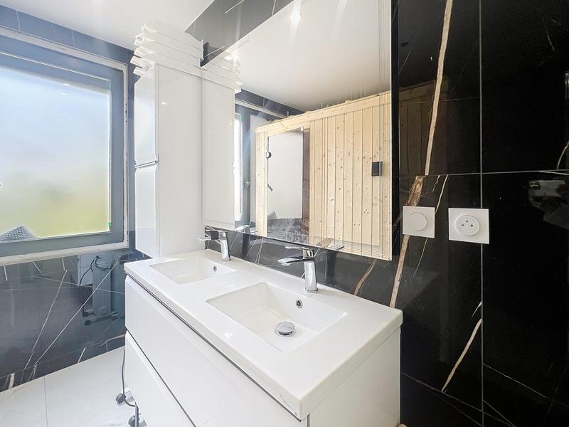 Maison - 153 m² - 6 pièces