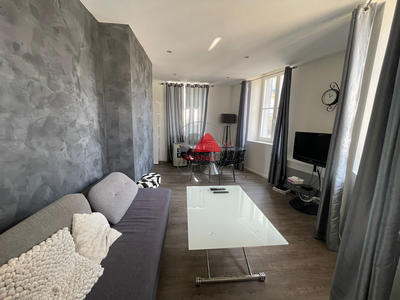 Appartement - 83 m² - 4 pièces