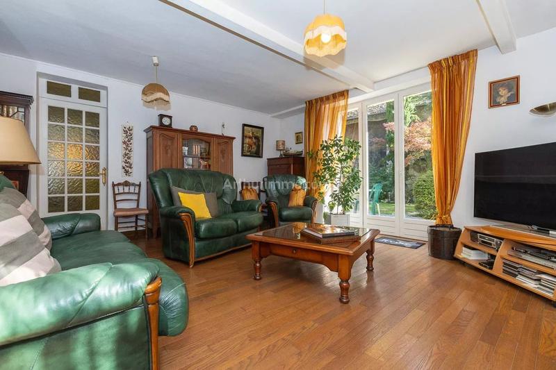 Maison - 192 m² - 5 pièces