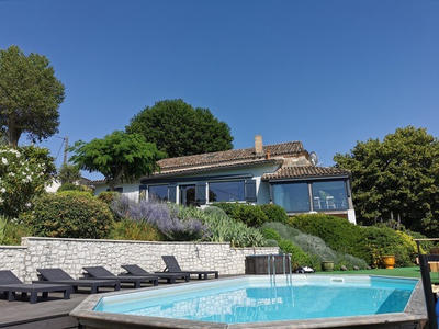 Maison - 308 m² - 7 pièces