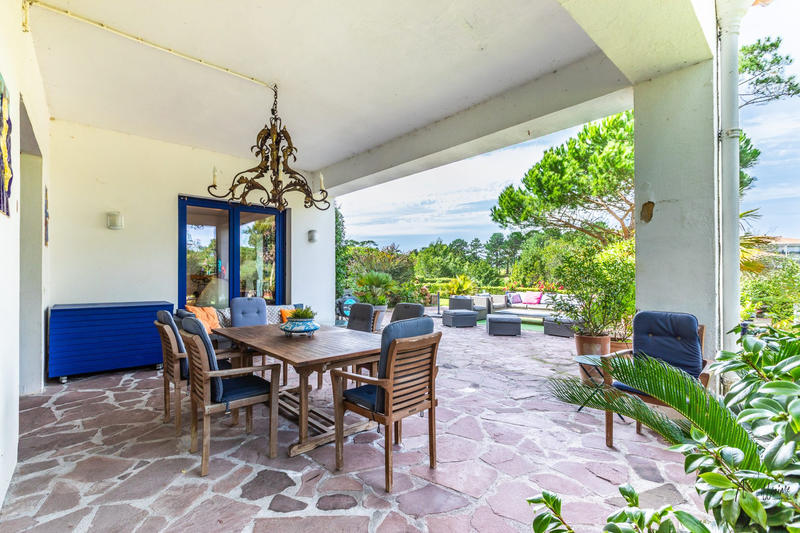 Appartement - 167 m² - 5 pièces