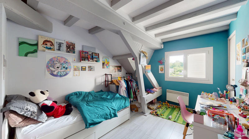 Maison - 300 m² - 11 pièces