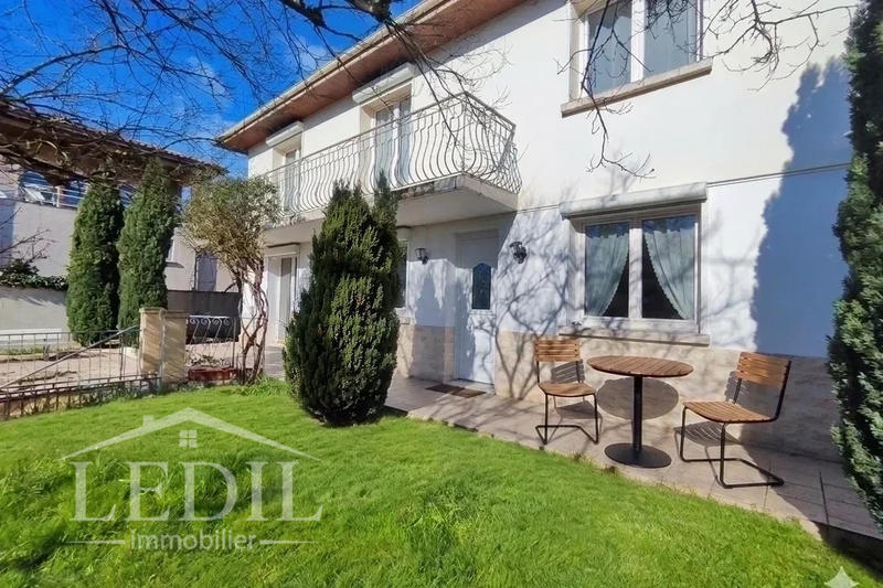 Maison - 150 m² - 5 pièces