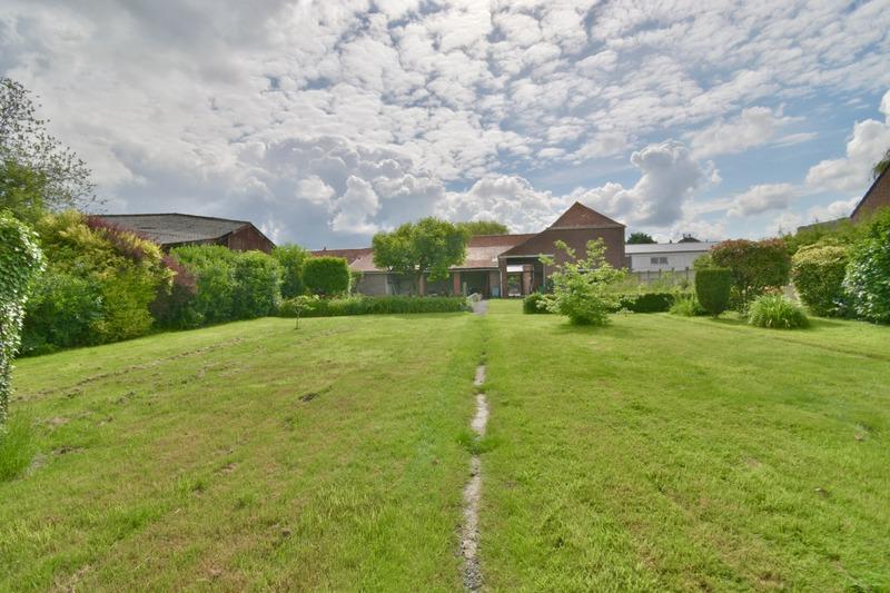 Maison bourgeoise - 245 m² - 8 pièces