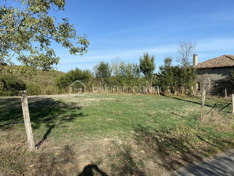 Terrain constructible - 1 178 m²