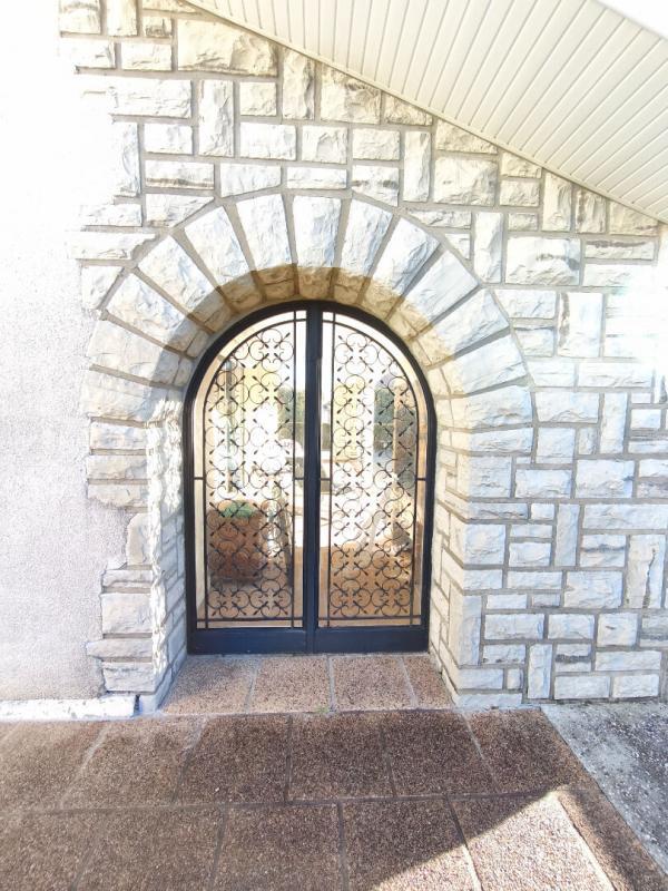 Maison - 181 m² - 7 pièces