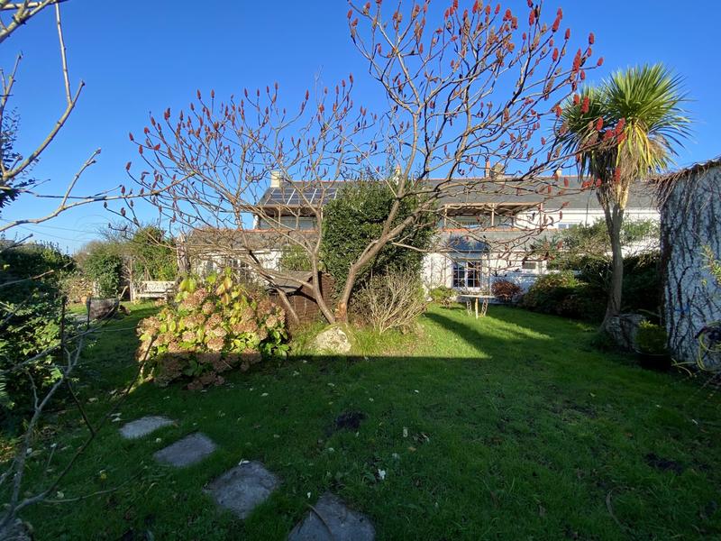 Maison - 290 m² - 11 pièces