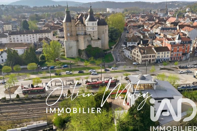 Maison de maîtres - 245 m² - 8 pièces