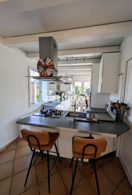 Maison - 140 m² - 5 pièces