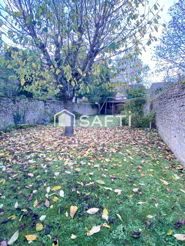 Maison - 330 m² - 11 pièces