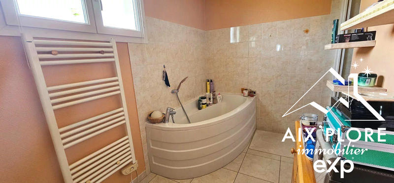 Maison - 122 m² - 5 pièces