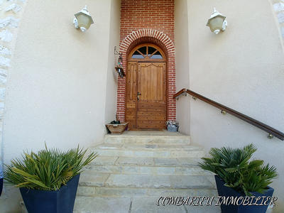 Maison - 199 m² - 5 pièces