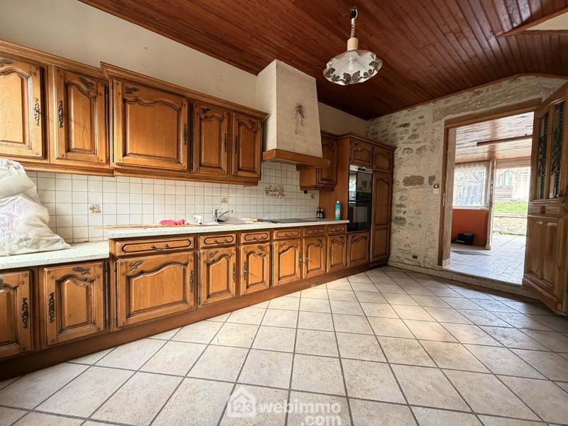 Maison - 148 m² - 6 pièces