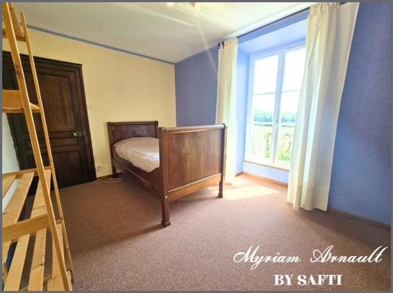 Maison - 189 m² - 9 pièces