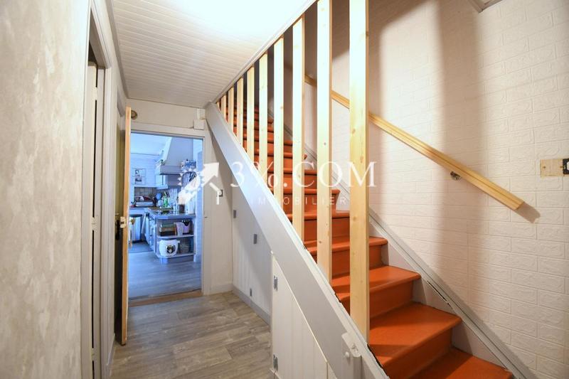 Maison - 92 m² - 6 pièces