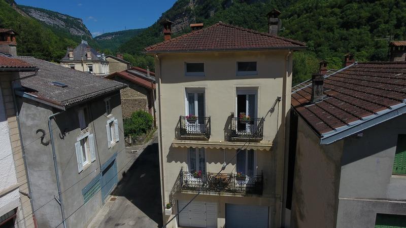 Maison - 147 m² - 6 pièces