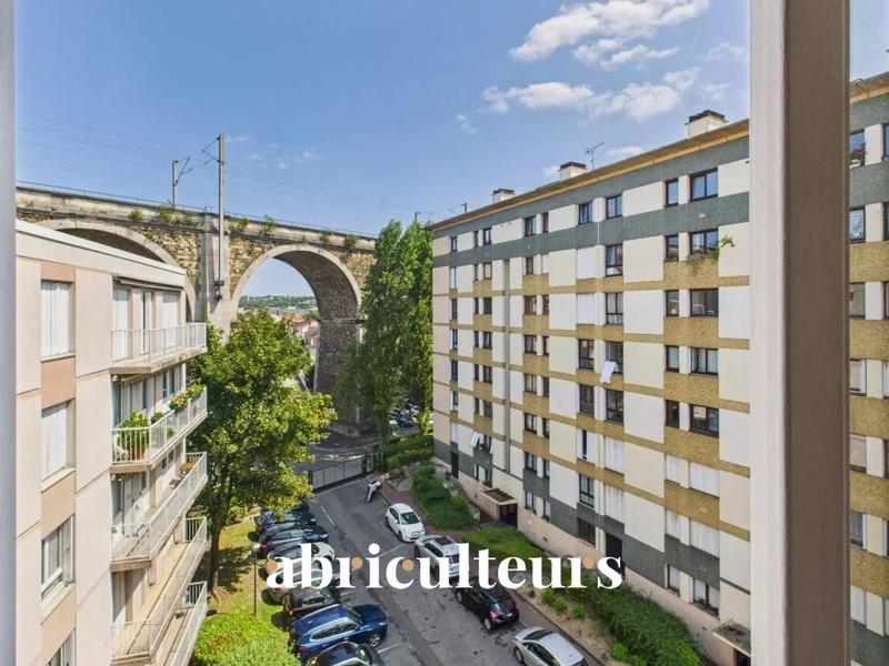 Appartement - 80 m² - 3 pièces