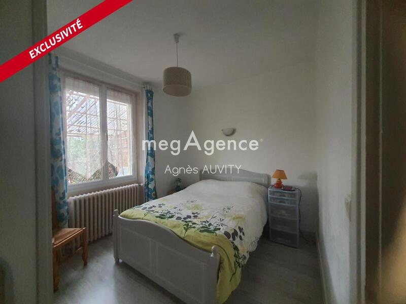 Maison traditionnelle - 132 m² - 8 pièces