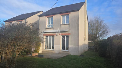 Maison - 82 m² - 4 pièces