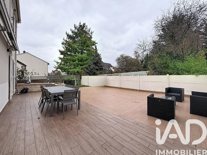 Maison - 118 m² - 7 pièces