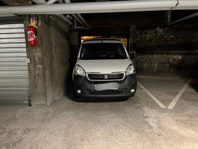 Parking / Garage - 14 m²