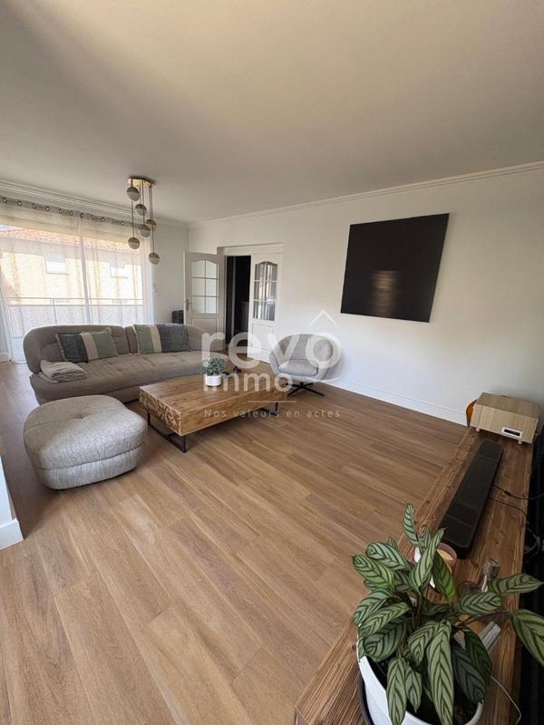 Maison - 189 m² - 5 pièces