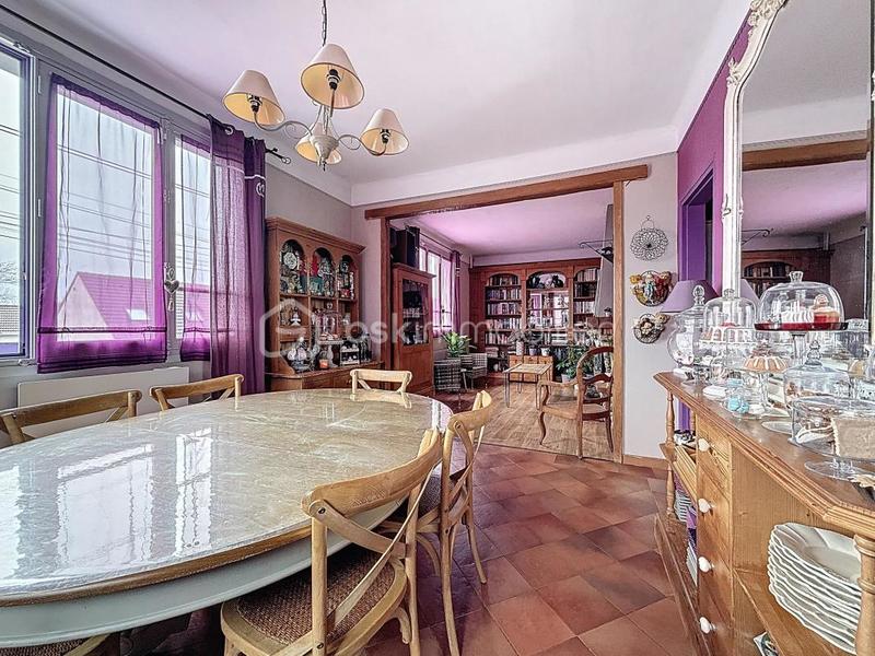 Immeuble - 190 m² - 8 pièces