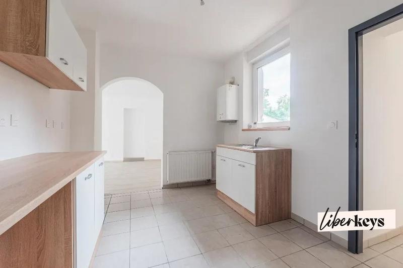 Divers - 74 m² - 4 pièces