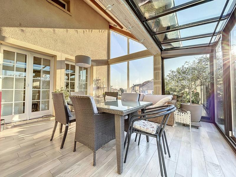 Maison - 169 m² - 6 pièces