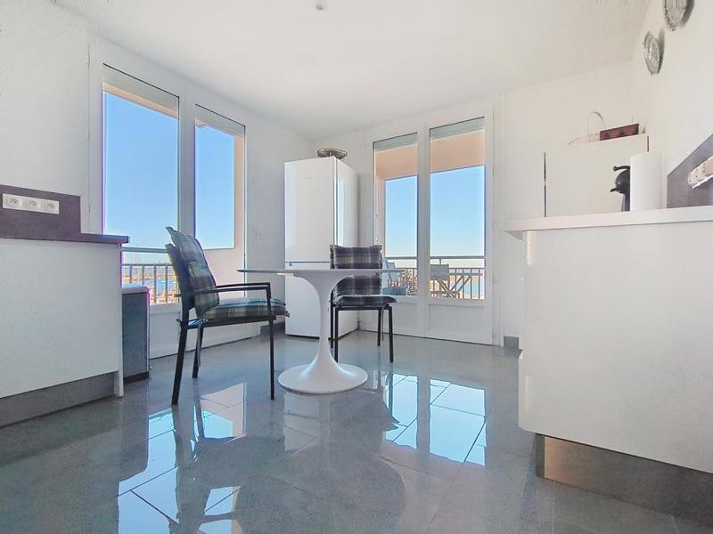 Appartement - 121 m² - 6 pièces