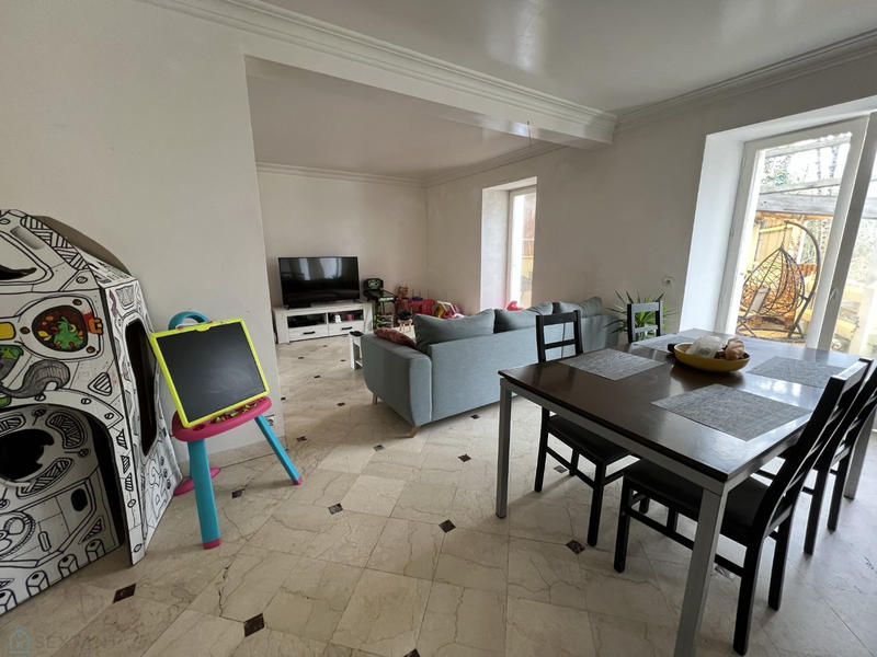 Maison - 170 m² - 7 pièces