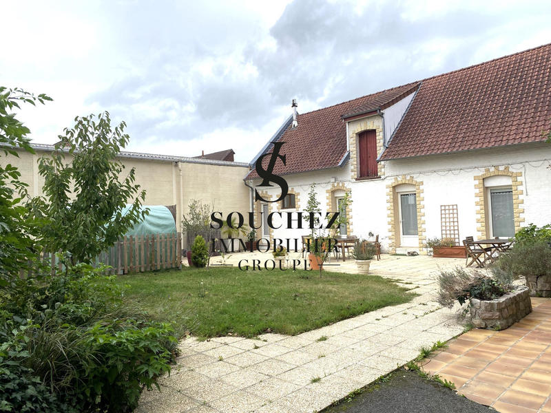 Maison - 328 m² - 7 pièces