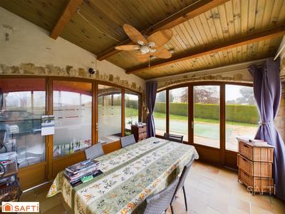 Maison - 185 m² - 7 pièces