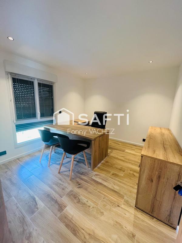 Bureau - 61 m² - 4 pièces