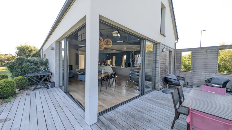 Maison - 208 m² - 5 pièces