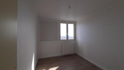 Appartement - 77 m² - 4 pièces