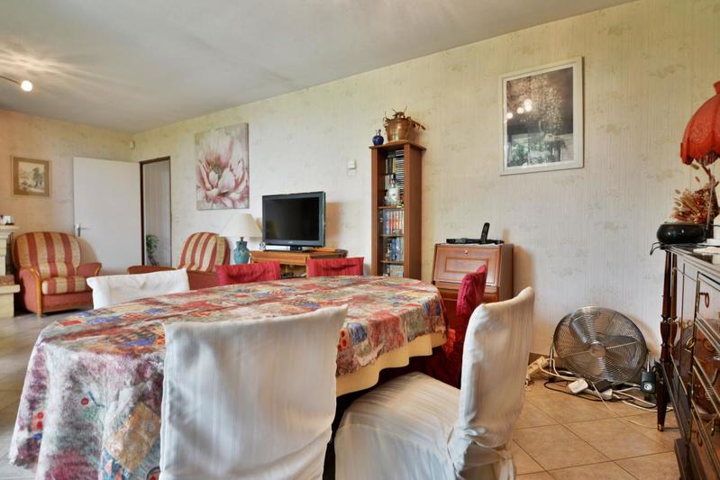 Maison - 96 m² - 5 pièces