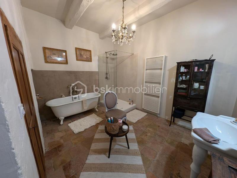 Maison de village - 265 m² - 8 pièces