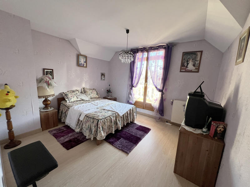 Maison - 154 m² - 8 pièces