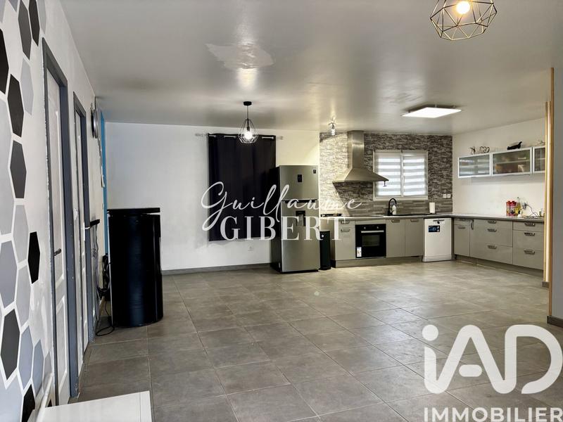 Maison - 106 m² - 5 pièces