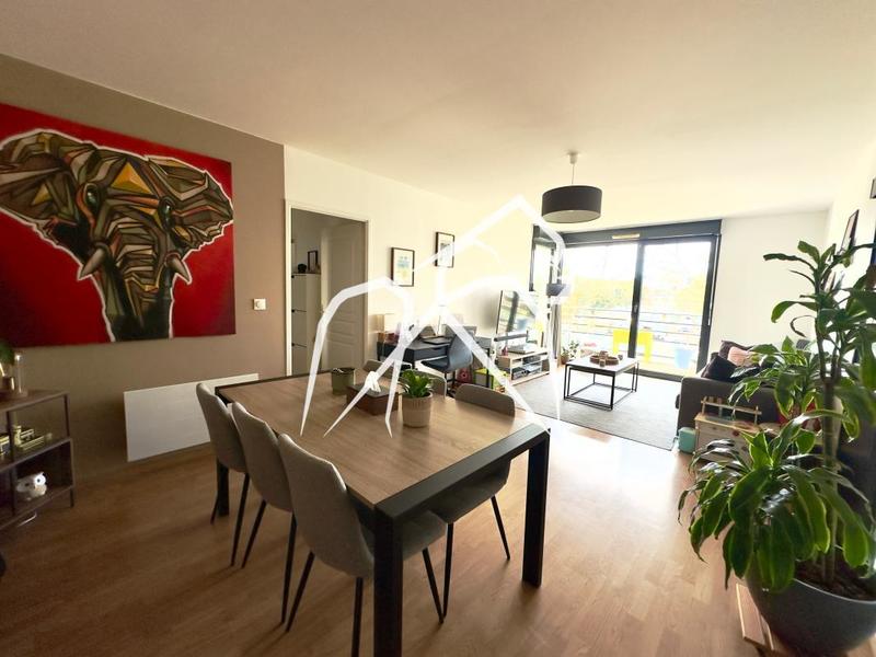 Appartement ancien - 73 m² - 3 pièces