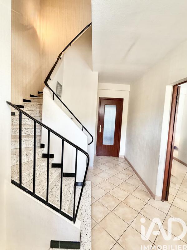 Maison - 94 m² - 5 pièces