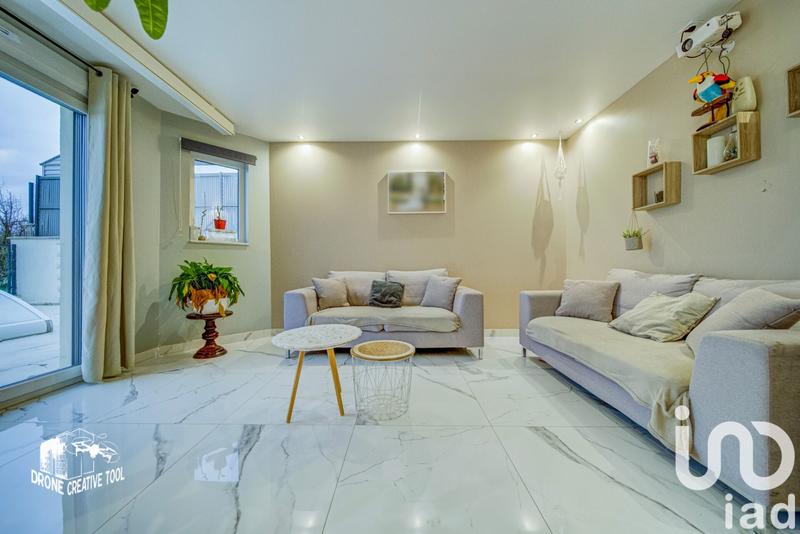 Maison - 143 m² - 6 pièces