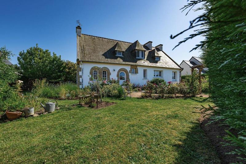 Maison - 182 m² - 9 pièces